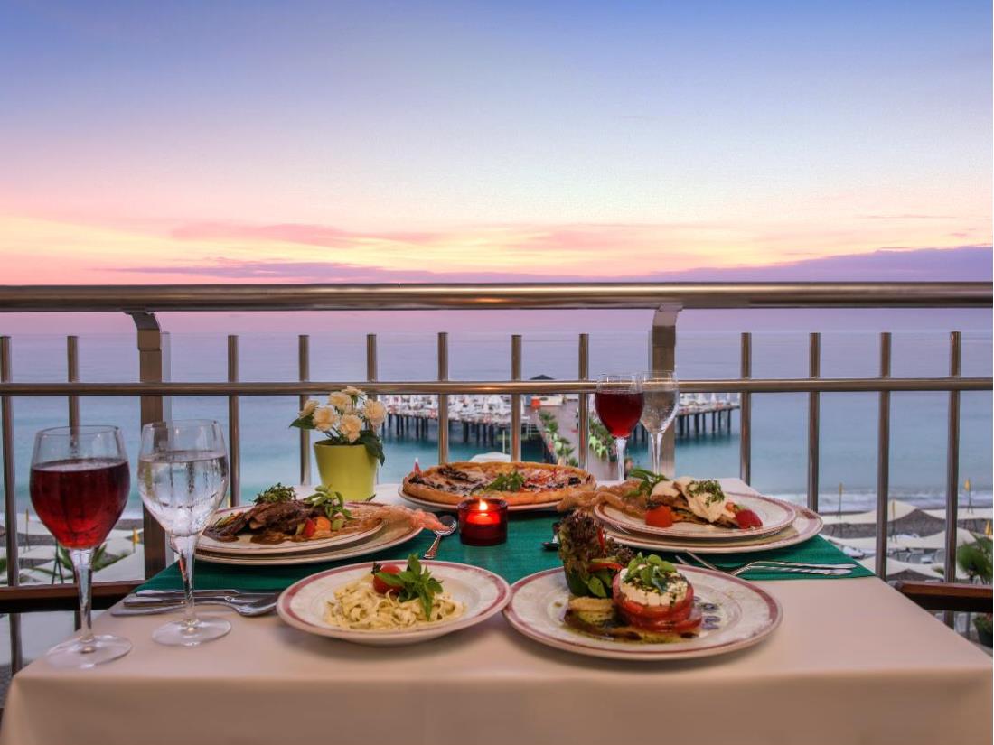 Food & Beverage - Delphin Botanik